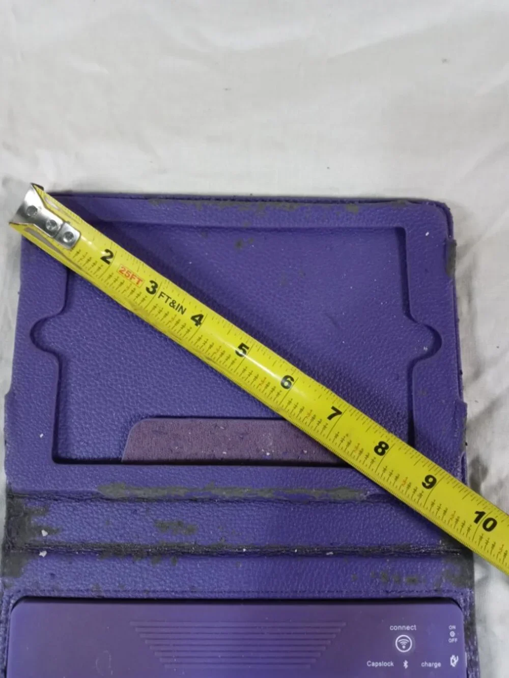 Purple Tablet Case With Bluetooth Mini Charging Keyboard Electronic in Good Cond